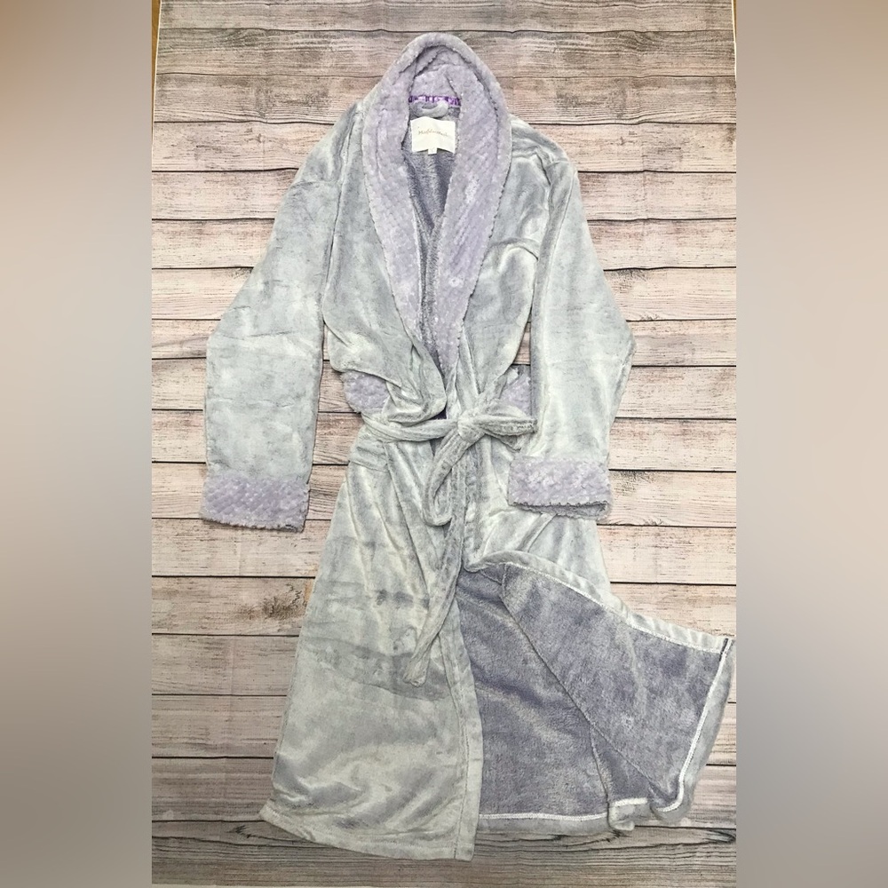 NEW MINKPINK Soft Beautiful Lavender Robe Size Large